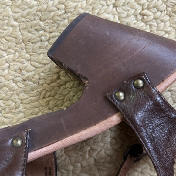 Miz Mooz Women’s Howl Leather T-strap Sandal Size 9 - Picture 7 of 10